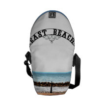 A bolsa mensageiro do leste da praia