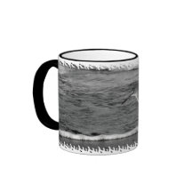 A caneca de café do surf