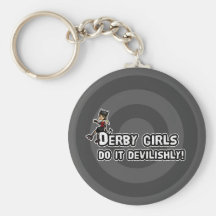 A menina de Derby fá-lo devilishly Chaveiro