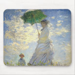 A mulher de Monet com um parasol (o Stroll/caminha Mousepads