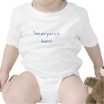A paz e o silêncio são para bibliotecas! camisetas