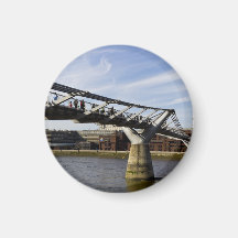 A ponte do milênio imãs