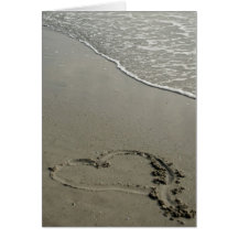 Amor no cartão do vazio da praia