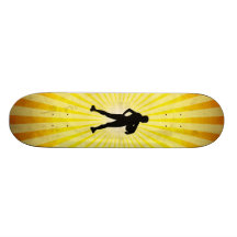 Atleta da menina; amarelo skate