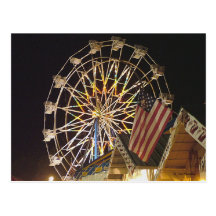 Bandeira e roda de Farris na feira Cartões Postais