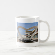 Bexhill-em-Mar de De La Warr Pavilhão Caneca