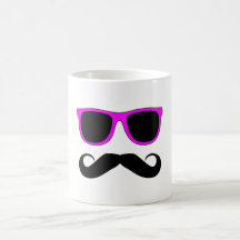 Bigode cor-de-rosa dos vidros retro caneca
