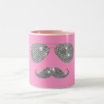 Bigode engraçado do diamante com vidros canecas