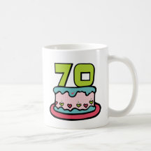Bolo de aniversário das pessoas de 70 anos canecas