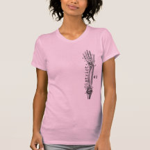 braço t-shirts