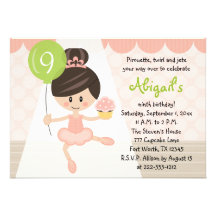 Brunette do aniversário da bailarina do cupcake convite personalizado