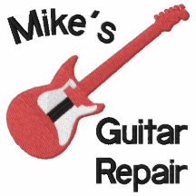 Camisa customizável vermelha do design da guitarra