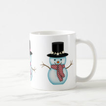 Caneca bonito do Natal de três bonecos de neve
