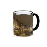 Caneca da ponte da noite