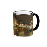 Caneca da ponte da noite