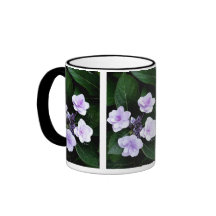 Caneca de café da campainha do Hydrangea