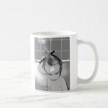 Caneca do bebê do ponto do champô