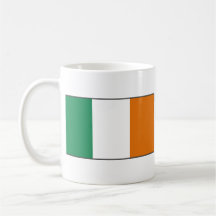 Caneca do mapa do ~ da bandeira de Ireland