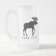 Caneca escura do vidro de fosco dos alces - lembra