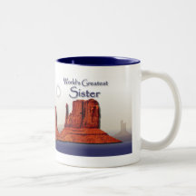 Caneca Loving do azul das mãos da irmã