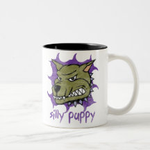Caneca parva do Dia das Bruxas do filhote de cacho