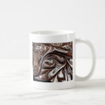 caneca pequena do redemoinho do chocolate
