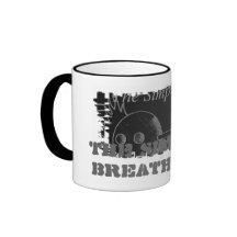 Caneca suja da campainha da beira