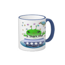 Caneca ultra bonito do aniversário dos aliens do A