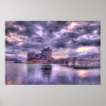 Castelo de Eilean Donan no por do sol Posters