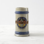 Cerveja e pretzeis de Oktoberfest Caneca