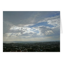 Céu dramático sobre San Miguel de Allende, México Cartões
