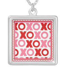 Colar de XOXO