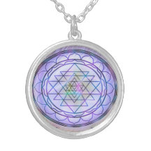 Colar divina de Sri Yantra13