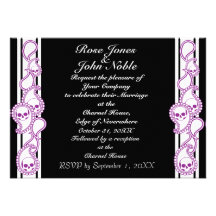 Convite (roxo) do casamento do Pyre