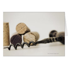 Cortiça do vinho com corkscrew cartao