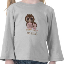 Coruja bonito da irmã mais velha com Sis sonolento Camisetas