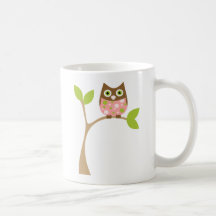 Coruja cor-de-rosa do bebê caneca