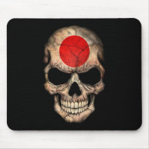 Crânio japonês da bandeira no preto mouse pad