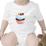 Cupcake com design da arte do amor perfeito tshirt