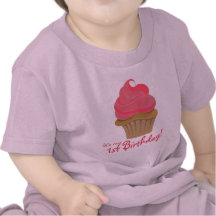 Cupcake, primeiro aniversario! tshirts