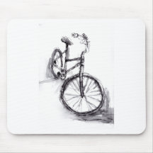 Desenho preto e branco da bicicleta mousepads