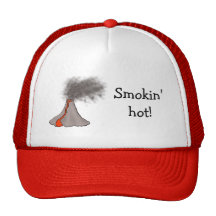 Design do chapéu do vulcão com o "Smokin quente!"  Bones