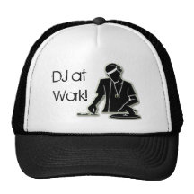 DJ no trabalho! Bone