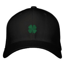 Dos homens bordados dia do trevo de St Patrick o b