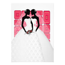 Duas noivas em vestidos nupciais que Wedding Convites