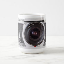 Efeito retro da câmera 80s na caneca do chá ou de 