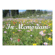 Em Wildflowers da montanha de Memoriam (paisagem) Convites
