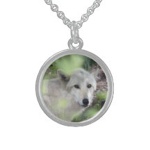 Encanto do lobo colar de prata esterlina