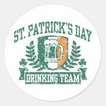 Equipe do bebendo do dia de St Patrick Adesivos Redondos