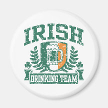 Equipe irlandesa do bebendo imãs